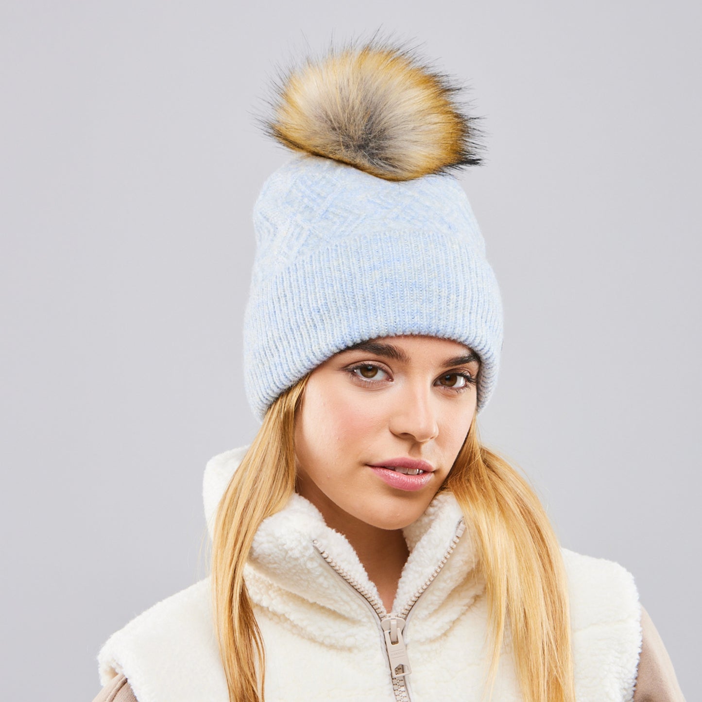 Nova Pom Beanie Style: 233216