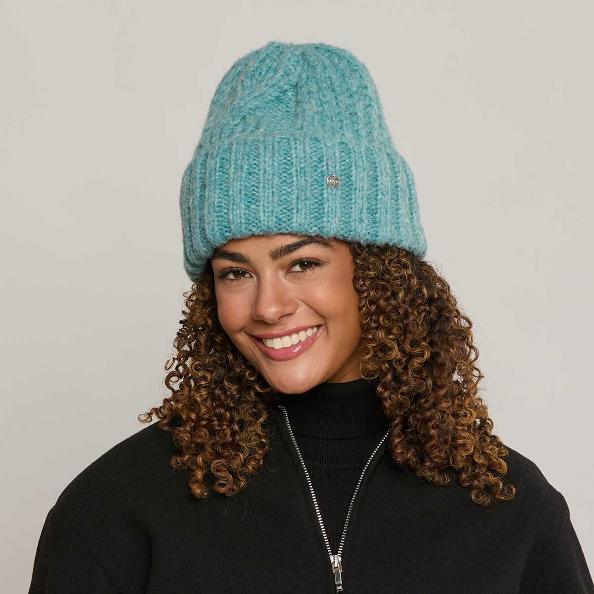 Fluff Cable Beanie